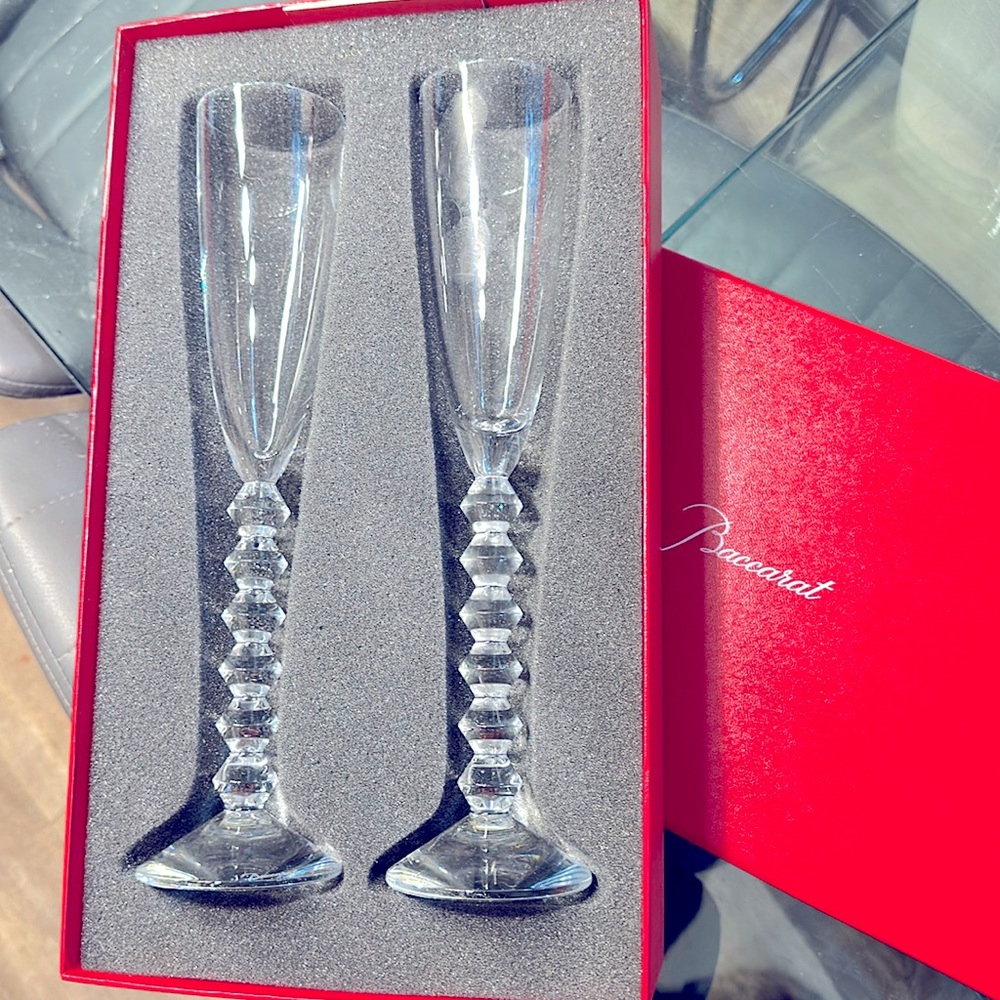 BACCARAT VEGA STEMWARE
FLUTISSIMO CHAMPAGNE FLUTES / SET OF 2
